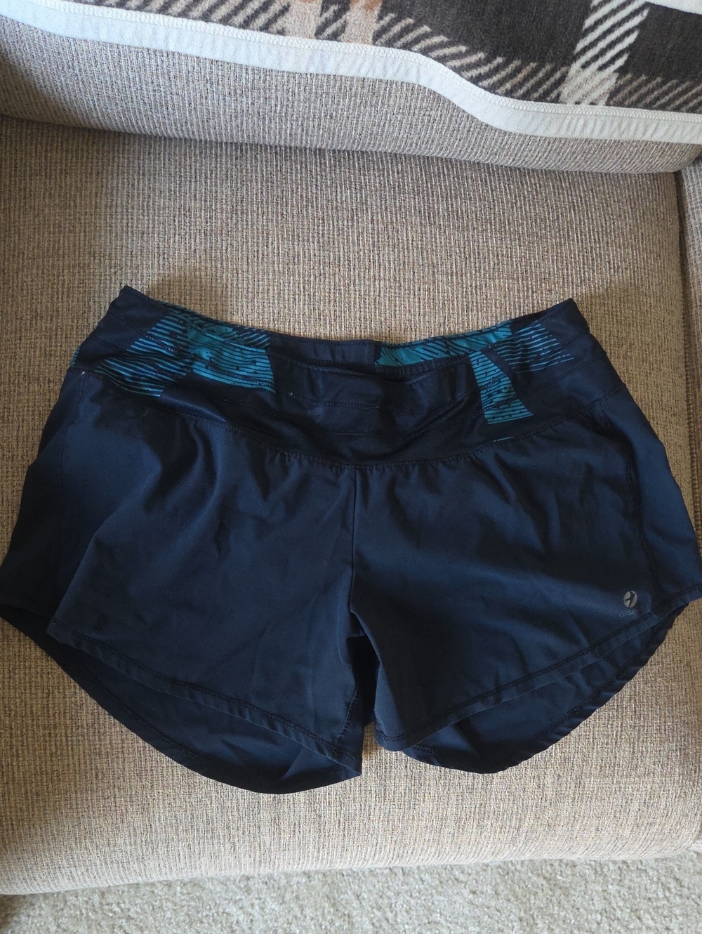 Oiselle Roga Shorts